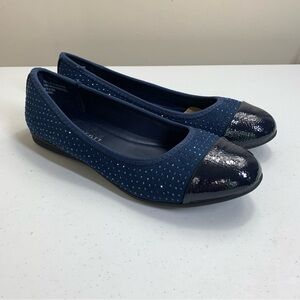 Karen Scott Womens Ambree Navy Toe Cap Slip On Shoes -size8.5